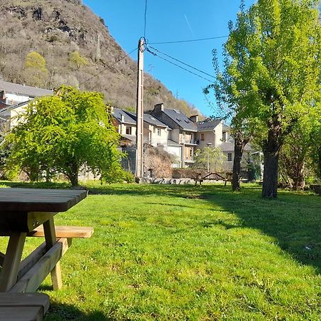 T3 Neuf 65M2 5 Personnes Avec Jardin Au Calme, Menage Inclus, Local Velo Apartment Bagnères-de-Luchon Екстериор снимка